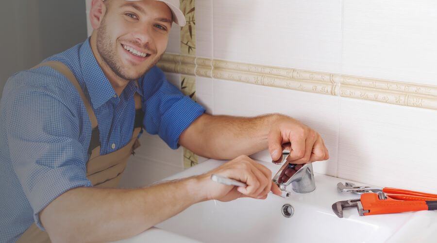 Professional clogged drains services in Merom, IN